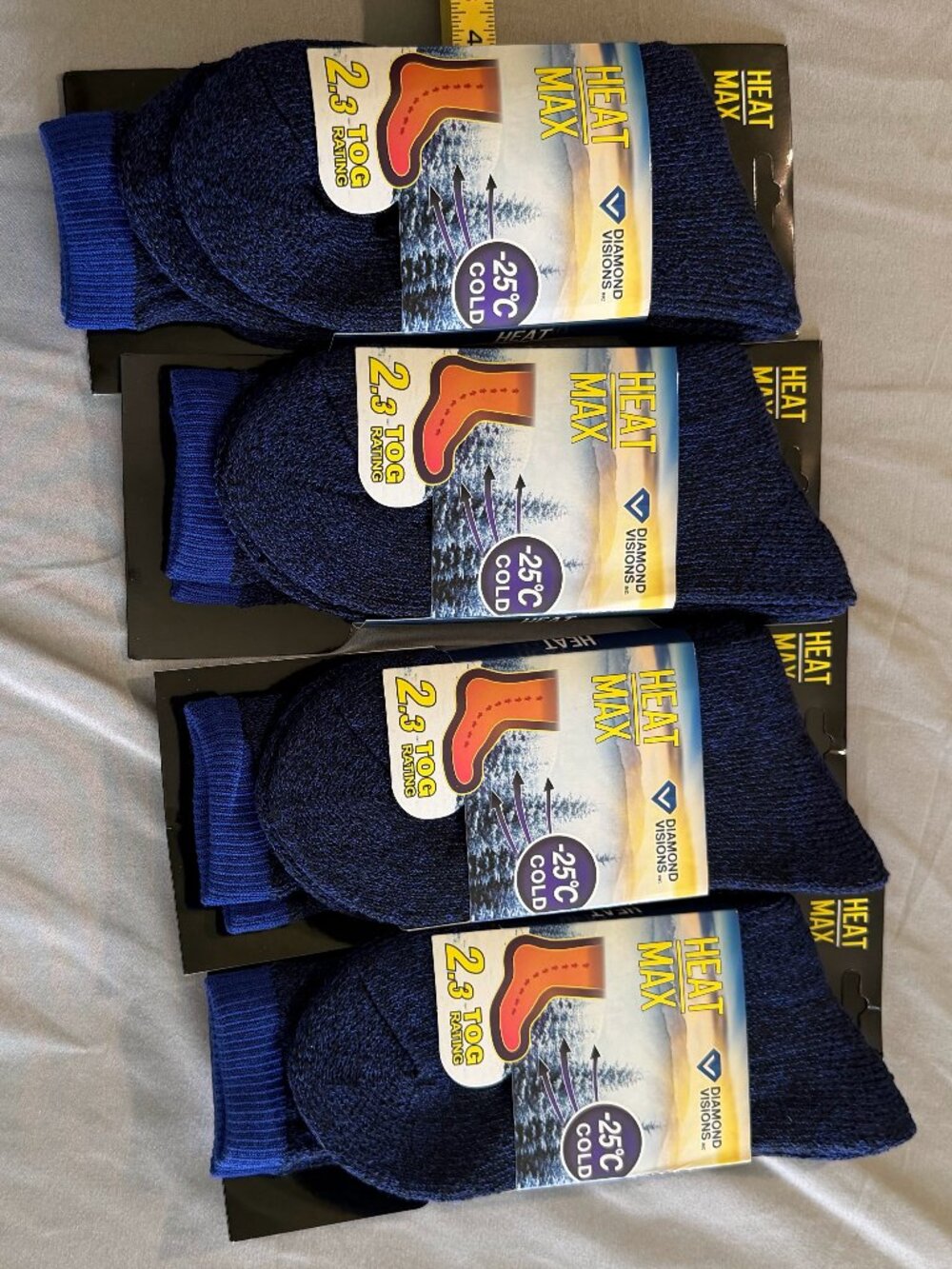 Heat Max Men’s Winter Socks Size 10-13 New In Package 4 Pairs Blue